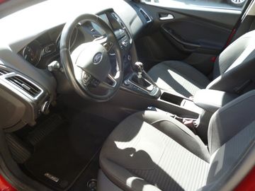 Ford Focus - 11
