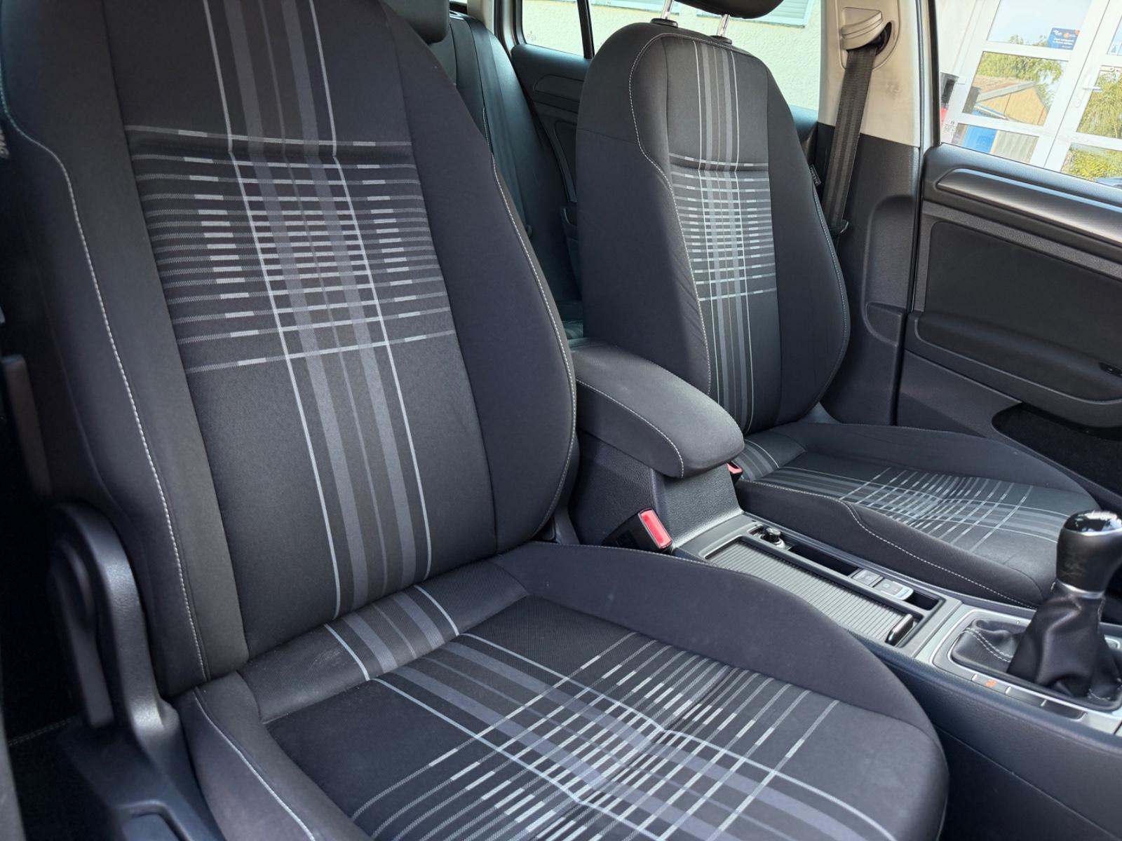Volkswagen Golf 2015 — photo 14