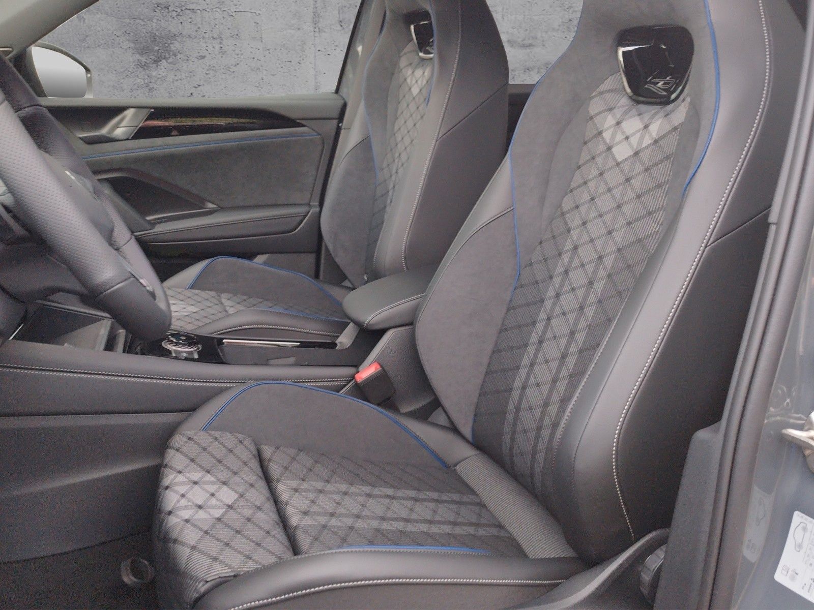 Volkswagen Tiguan 2.0 TDI 142 kW 4Motion R-Line foto 5