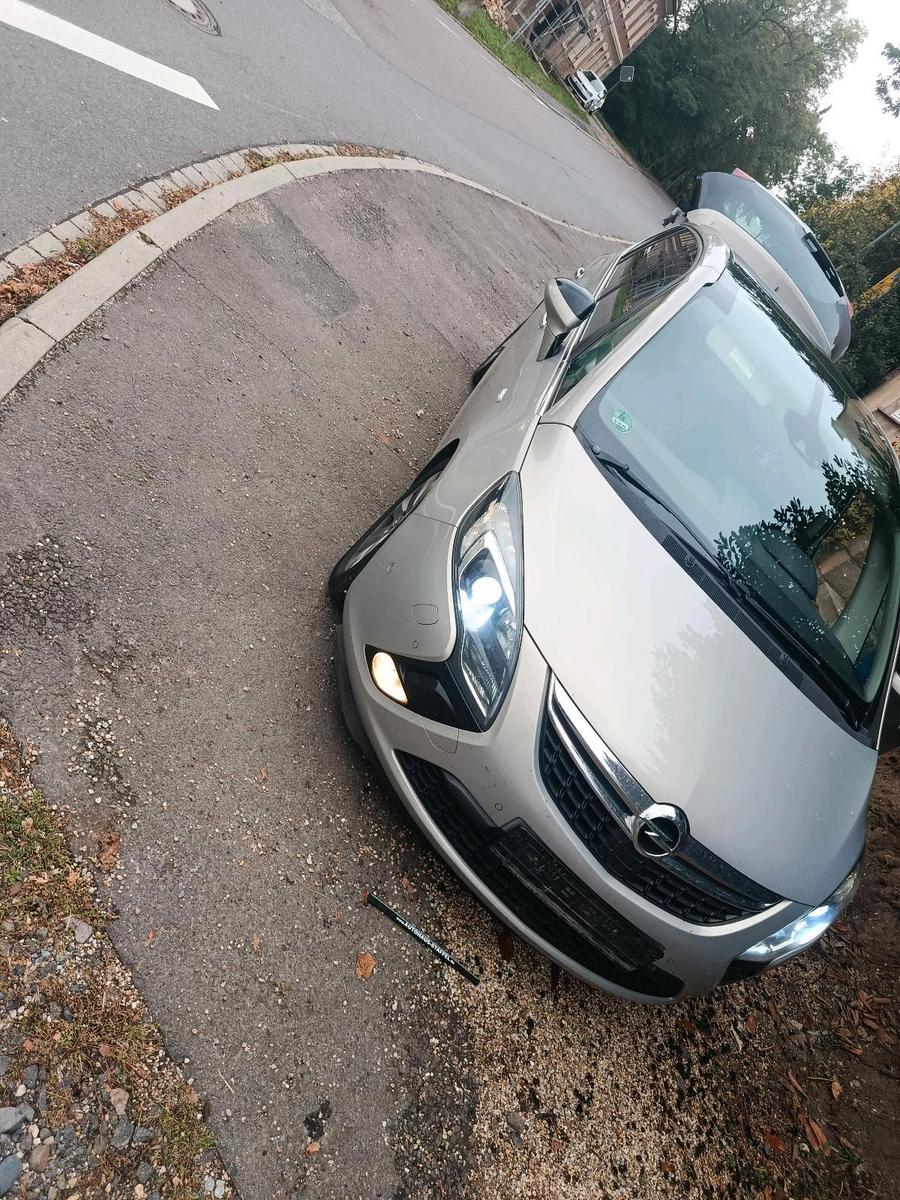 Opel Zafira