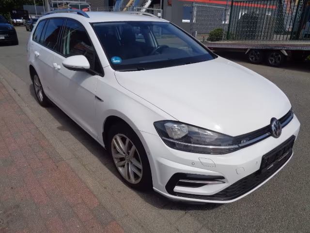 Volkswagen Golf 2.0 TDI SCR DSG Comfortline Variant
