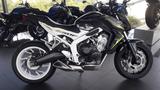 Honda CB 650 F / 35 KW / mit 900,-€ Zubehör / CB650F - Offers