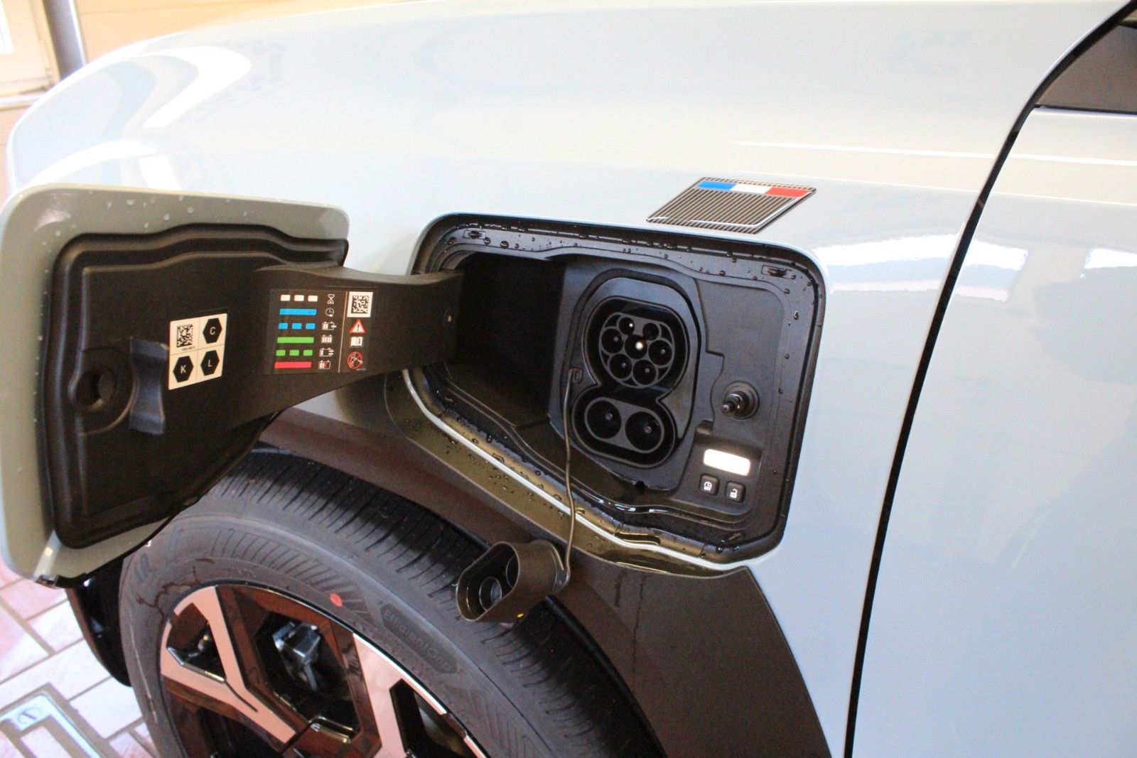 Fahrzeugabbildung Renault R 4 150 Comfort Range Techno*Winterpaket*