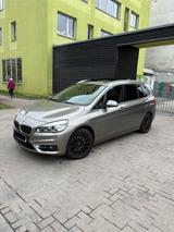 BMW 218 Gran Tourer 218d Luxury Line Luxury Line - BMW 218 Gran Tourer aus 2015