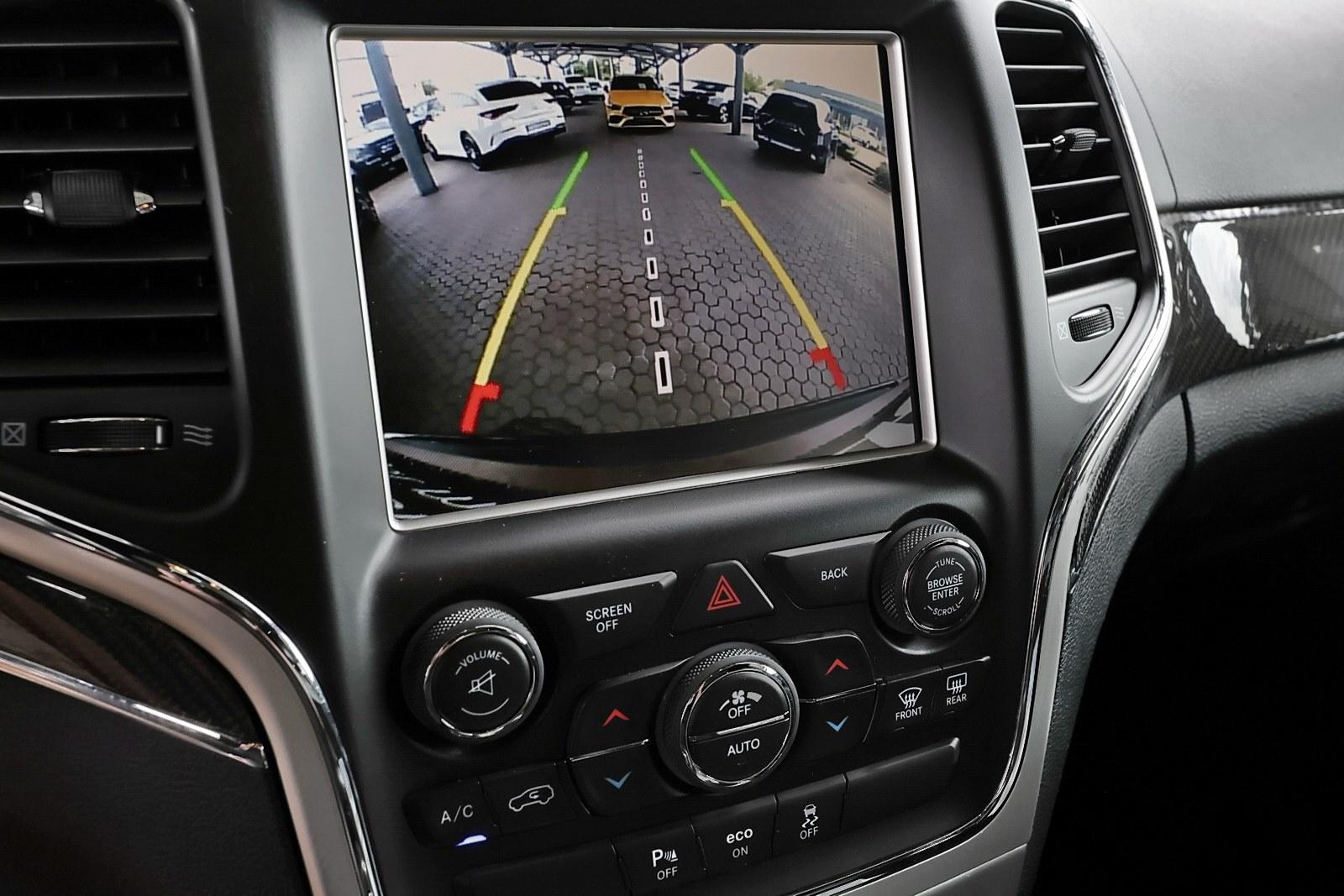 Jeep Grand Cherokee 6.4 V8 SRT | 468 ch | BVA | Toit panoramique | Sièges ventilés | Harman Kardon | Caméra de recul | Freins Brembo