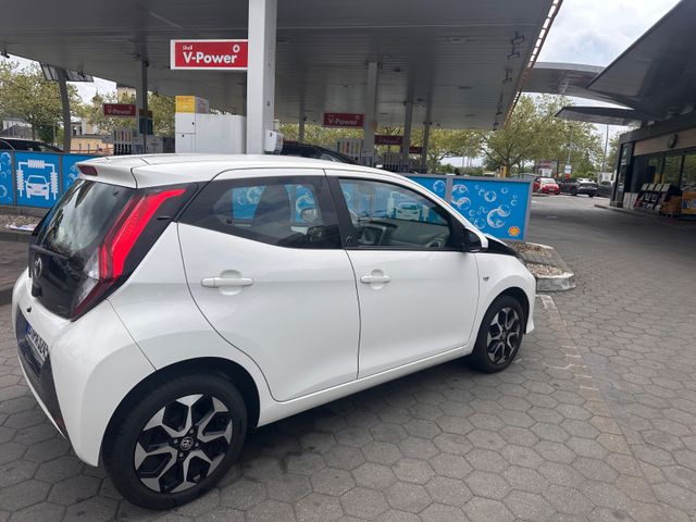 TOYOTA Aygo