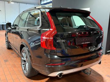 Volvo XC90 - 8