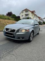 Volvo V50 Kombi D2 Kinetic 2 HAND - Volvo V50 Kinetic mit Diesel-Antrieb