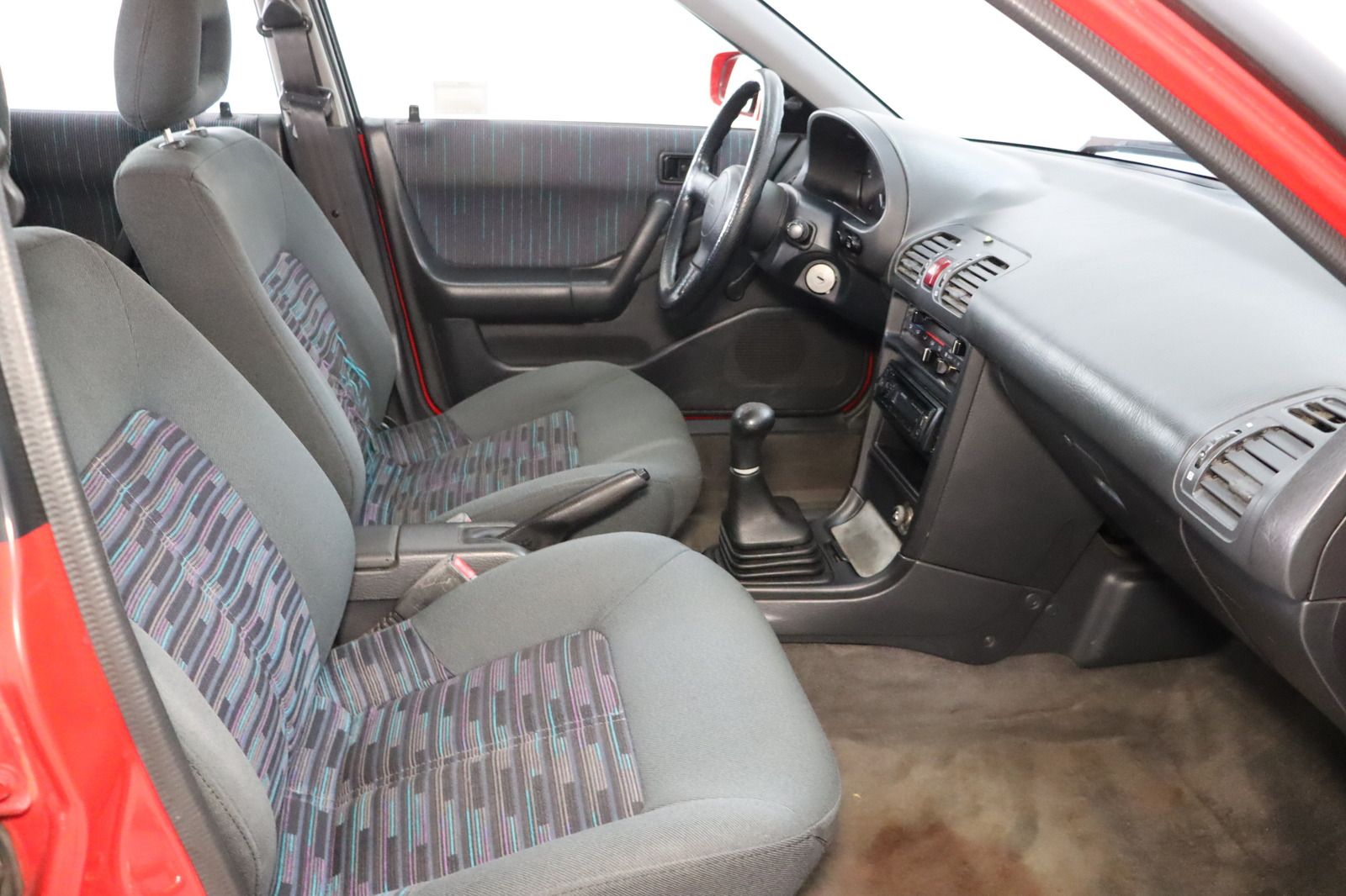 Fahrzeugabbildung Mazda 323 F 1.6 GLX 1. Hand * wenig km
