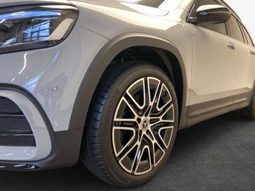 Mercedes GLB 180 - 6