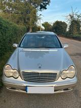 Mercedes-Benz C 240 ELEGANCE Elegance - Mercedes C 240 mit Schiebedach