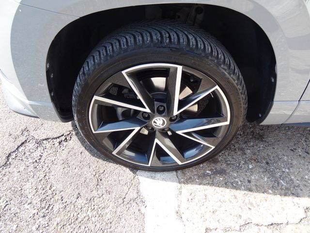 Fahrzeugabbildung Skoda Karoq Sportline/2.Hd/LED/Pano/Virtual/Navi/SitzH