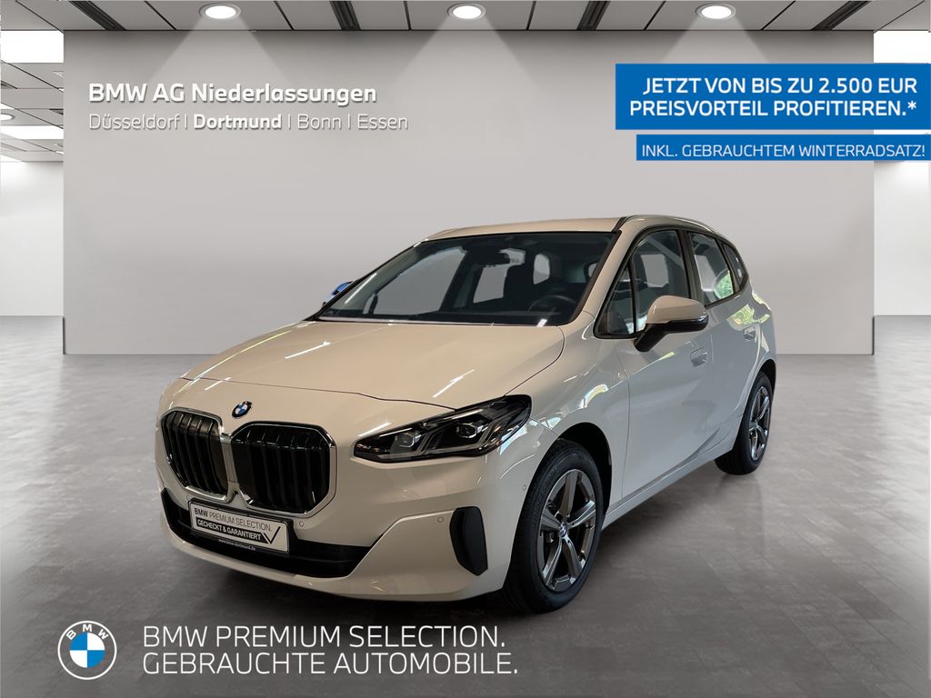 BMW 220i Active Tourer AHK Kamera LED Sitzheizung