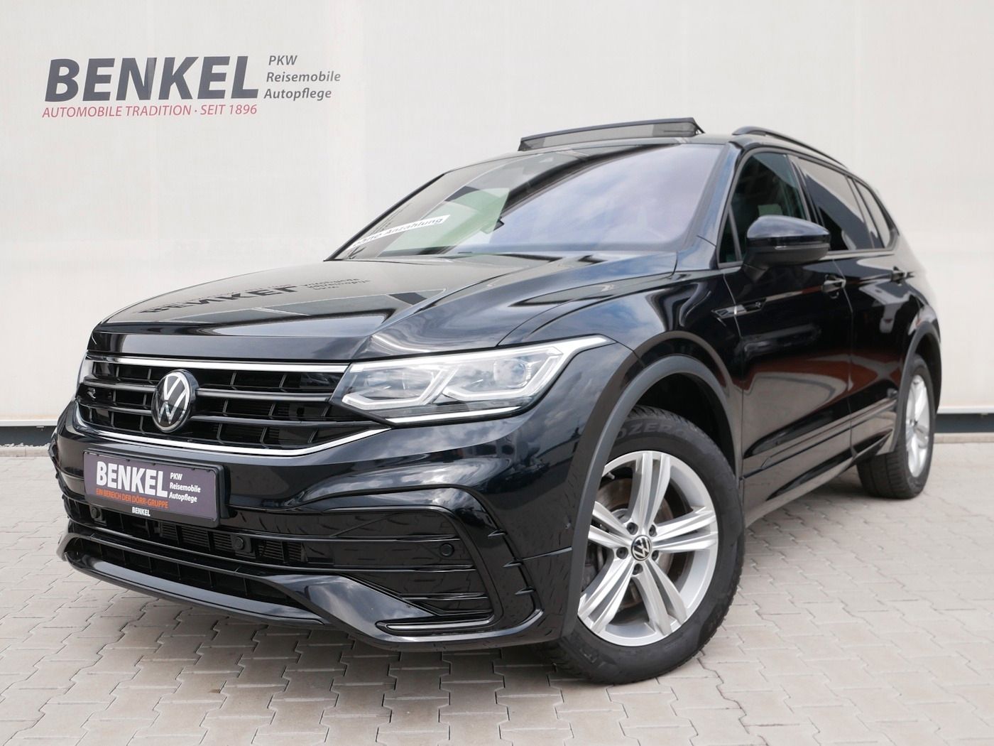 Fahrzeugabbildung Volkswagen Tiguan Allspace 2.0 4x4 R-Line NEU75T 7-Sitze AH