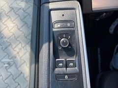 Fahrzeugabbildung Volkswagen T6.1 Multivan Comfortline Navi ACC Virtual 7.Sit