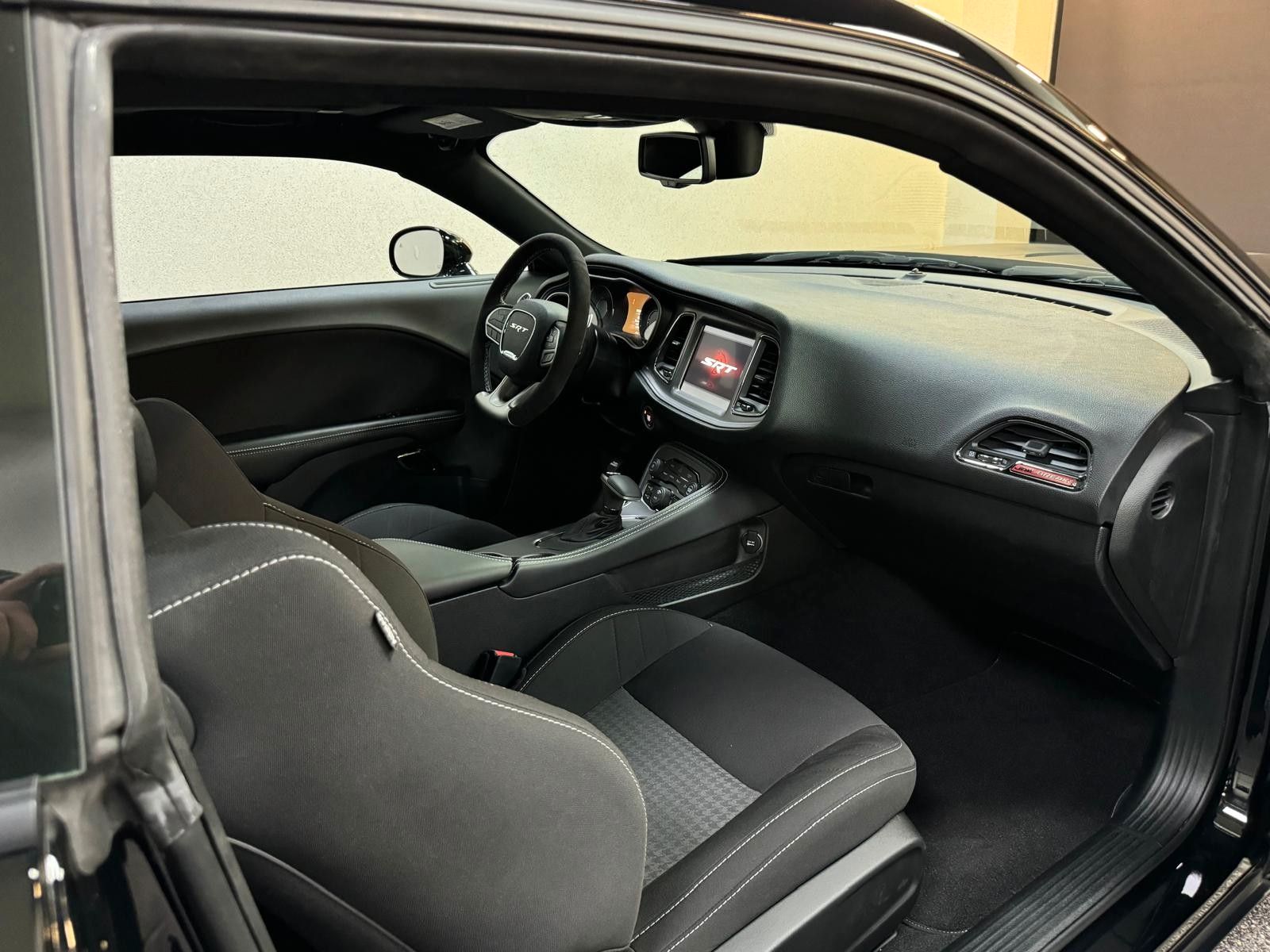Fahrzeugabbildung Dodge CHALLENGER HELLCAT JAILBREAK-SUNROOF-LAST CALL-