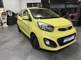 Kia Picanto - Kia Picanto mit Benzin-Antrieb: Limousine