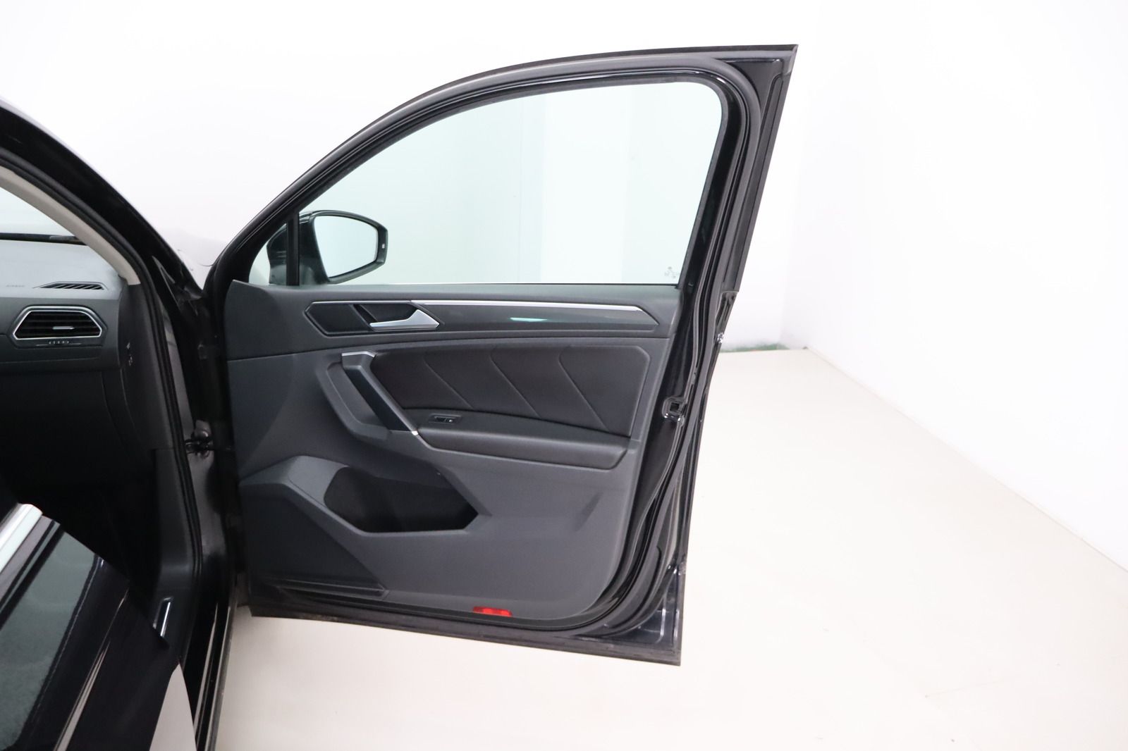 Fahrzeugabbildung Volkswagen Tiguan 2.0 TDI 4Motion * Memory * Leder * Pano H