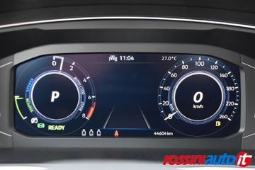 Volkswagen Tiguan - 8