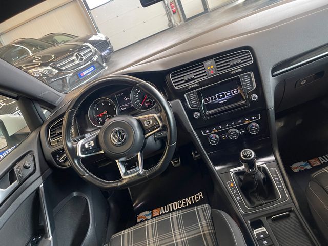 Volkswagen Golf VII Lim. GTD BMT *NAVI*SZHZ*PDC*BI-XENON*