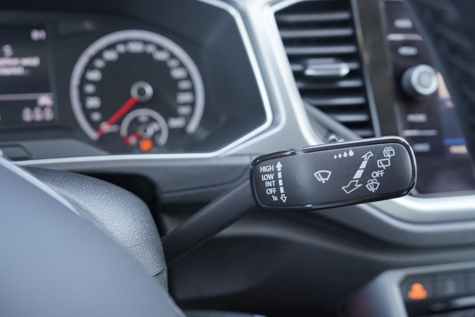 Volkswagen T-Roc 1.5 Active DSG LED Navi Klimaaut. PDC, миниатюра 20
