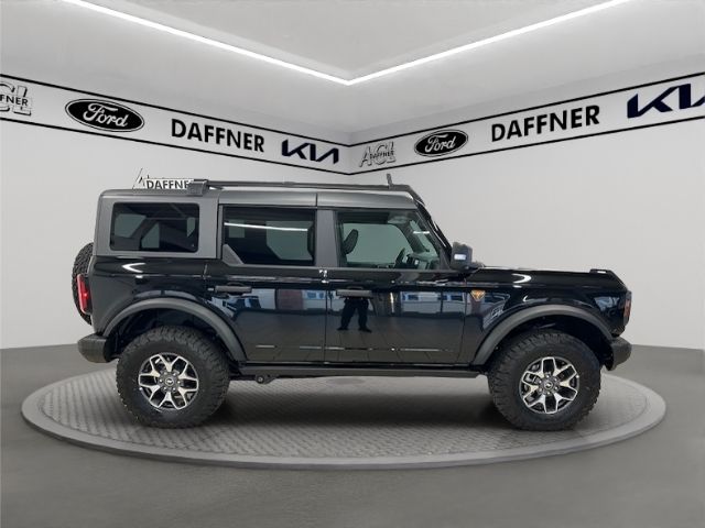 Fahrzeugabbildung Ford Bronco Badlands Allrad Kamera Tempomat Spurhalte