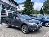 Volkswagen Touareg V6 TDI*Leder*Standheiz*ESSD*AHK* - Volkswagen Touareg aus 2007: TDI