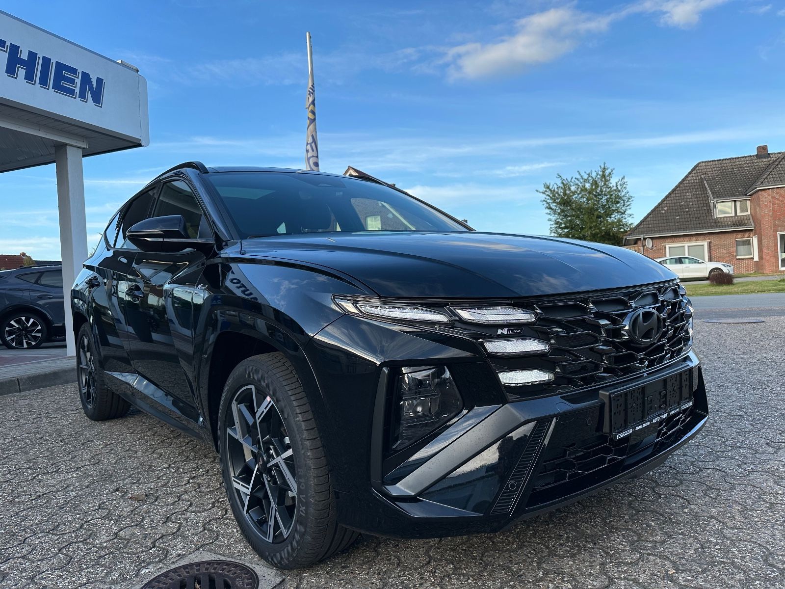 Fahrzeugabbildung Hyundai Tucson N-Line 1.6 T-GDi DCT Navi/Pano/ACC/Shzg.