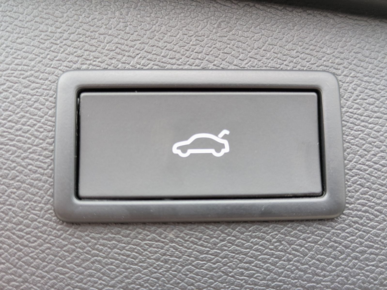 Fahrzeugabbildung CUPRA Leon 1.5 eTSI *PANO*ALCAN.*Drive2*ACC