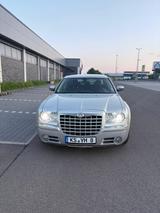 Chrysler Sehr Gut Pflegtes Chrysler zum verkaufen - Chrysler 300C aus 2005