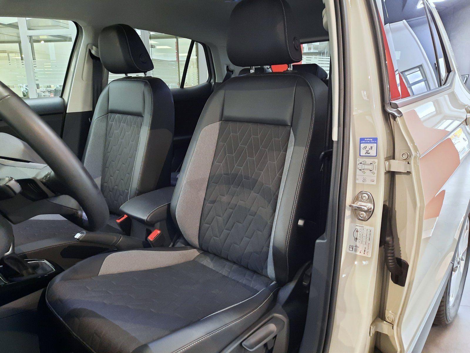 Fahrzeugabbildung Volkswagen T-Cross TSI Goal DSG*AHK*Cam*ACC*APP*PDC*Sitzhzg