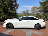 Mercedes-Benz E 200 Autom. /Werksgarantie/Burmester/Panorama