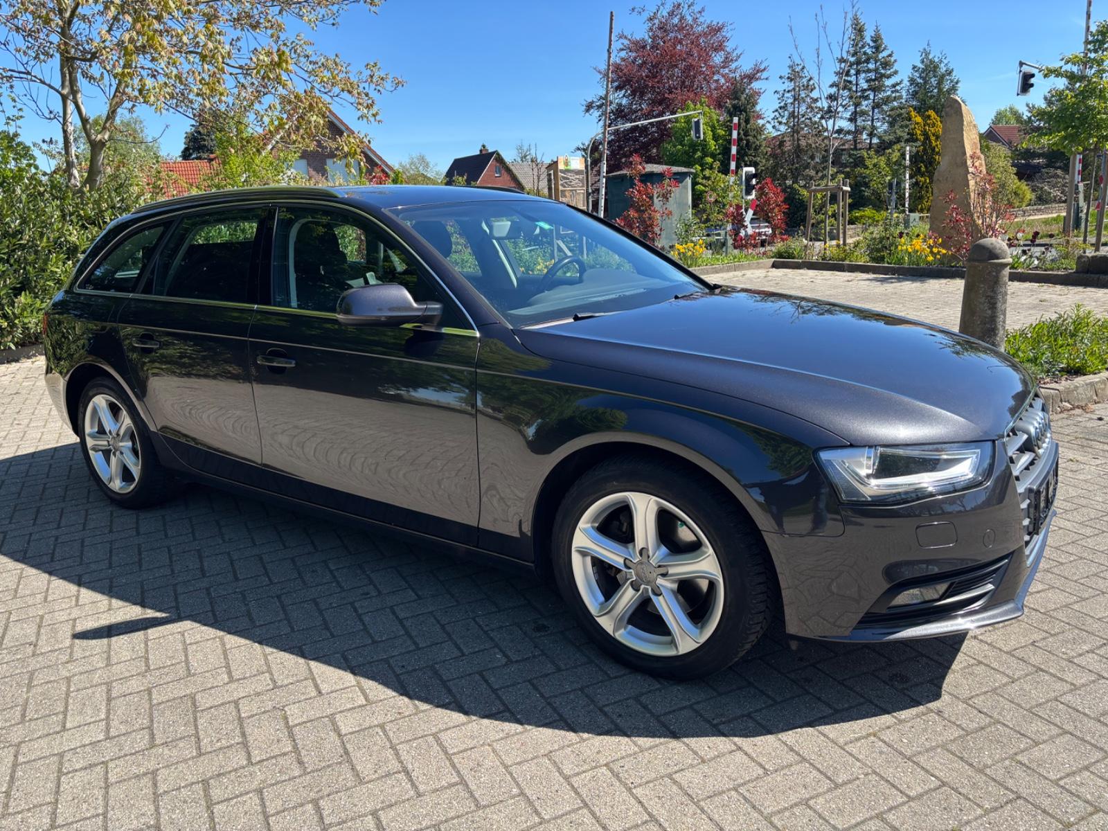 Audi A4 1.8 TFSI Avant Attraction