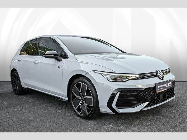 Volkswagen Golf 1.5 l eTSI DSG R-Line foto 2