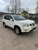 Nissan X-Trail 4x4 LE 2.0 dCi DPF 110kW LE - Nissan X-Trail aus 2011 mit Diesel-Antrieb