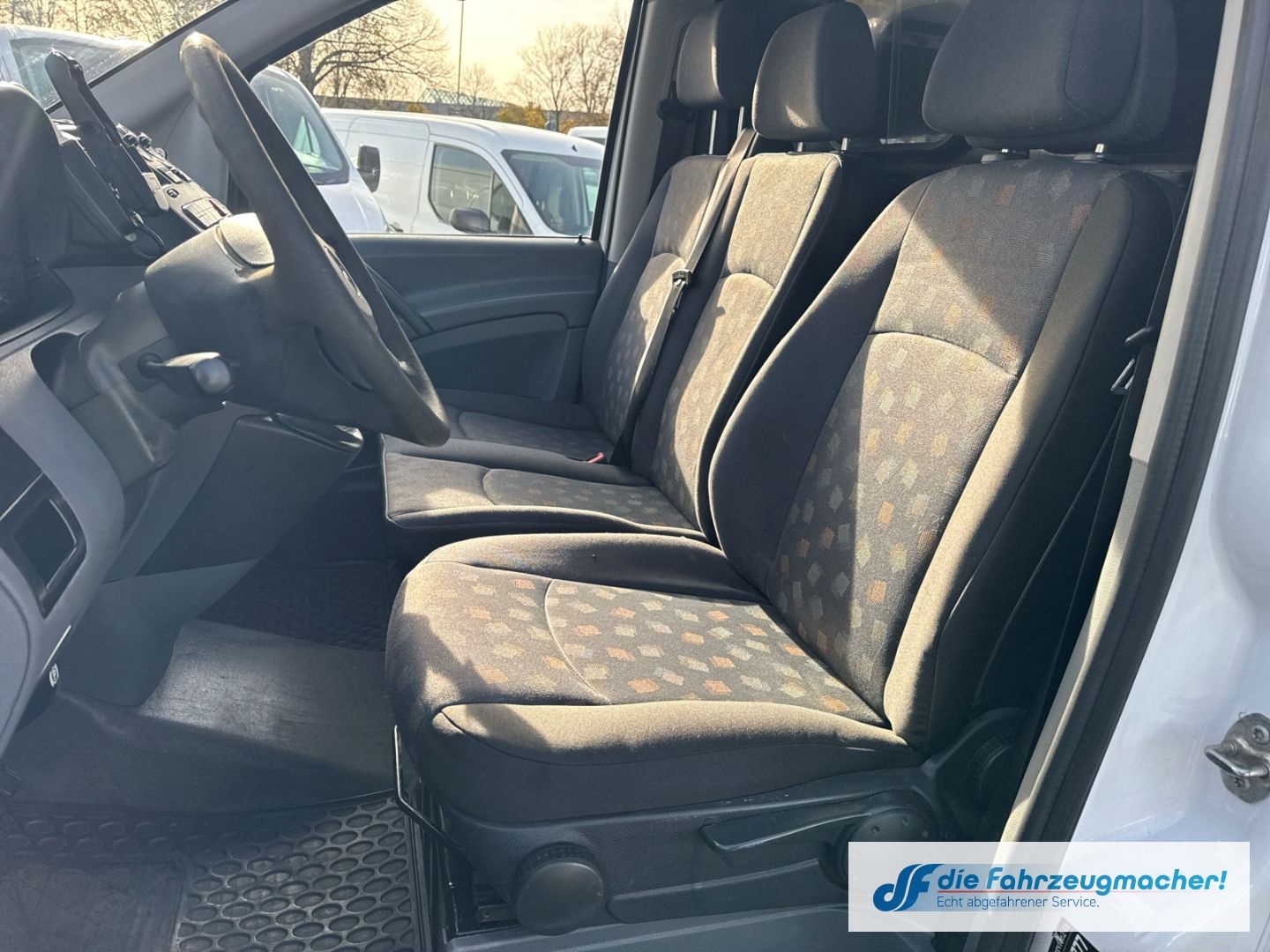 Fahrzeugabbildung Mercedes-Benz Vito Kasten 115 CDI TÜV NEU AHK Klimaautom