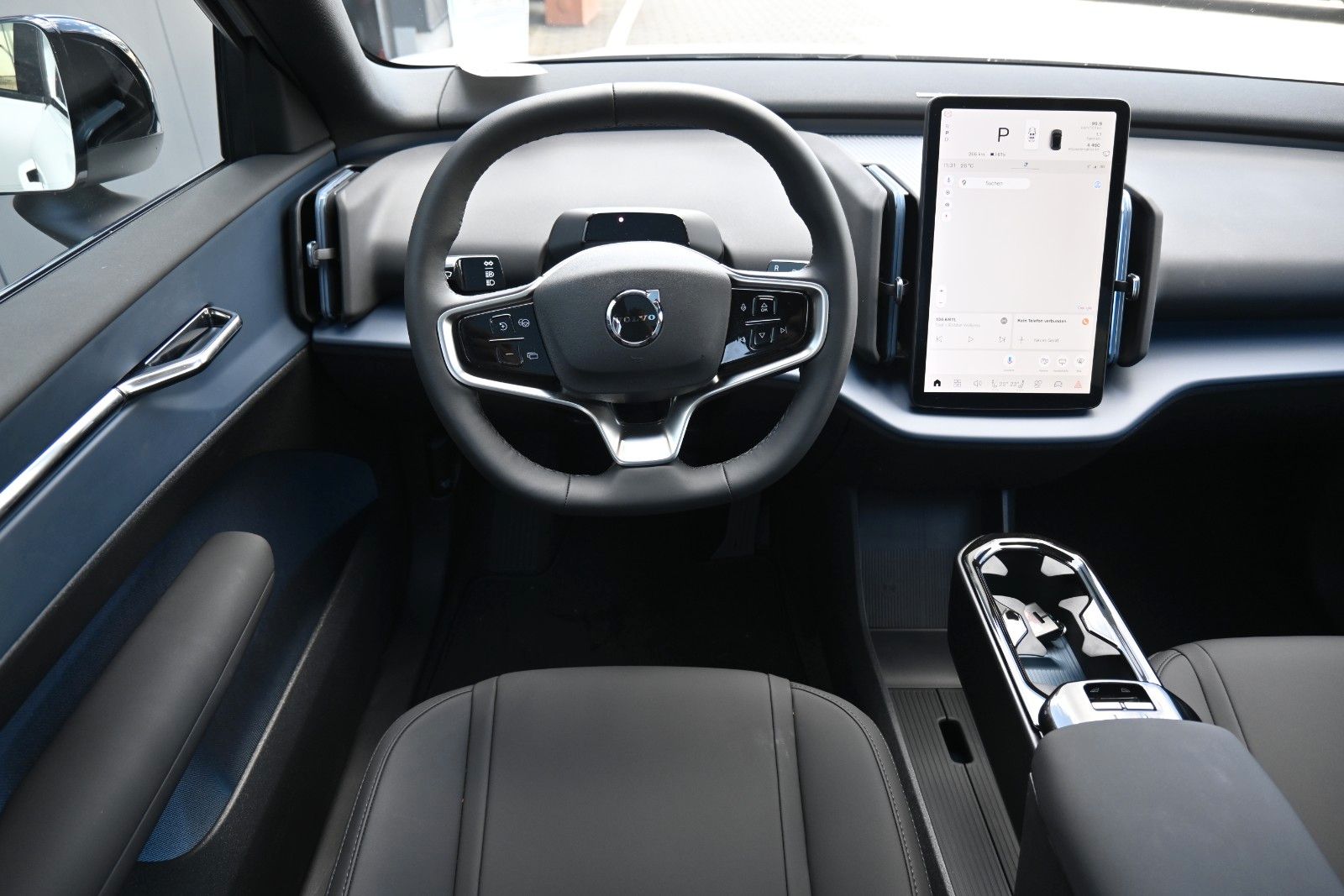 Fahrzeugabbildung Volvo EX30 CC Twin Motor Performance AWD Ultra*ACC