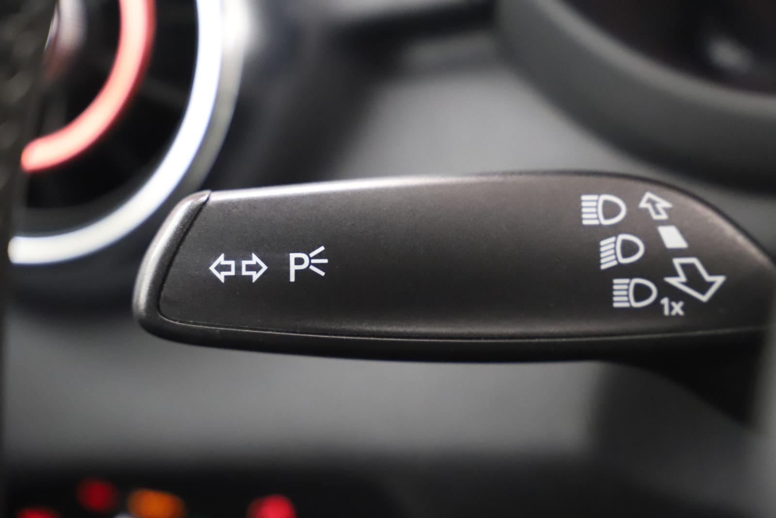 Audi A1 1.4TFSI 185PS Automatik S Line Navi BOSE Keyl
