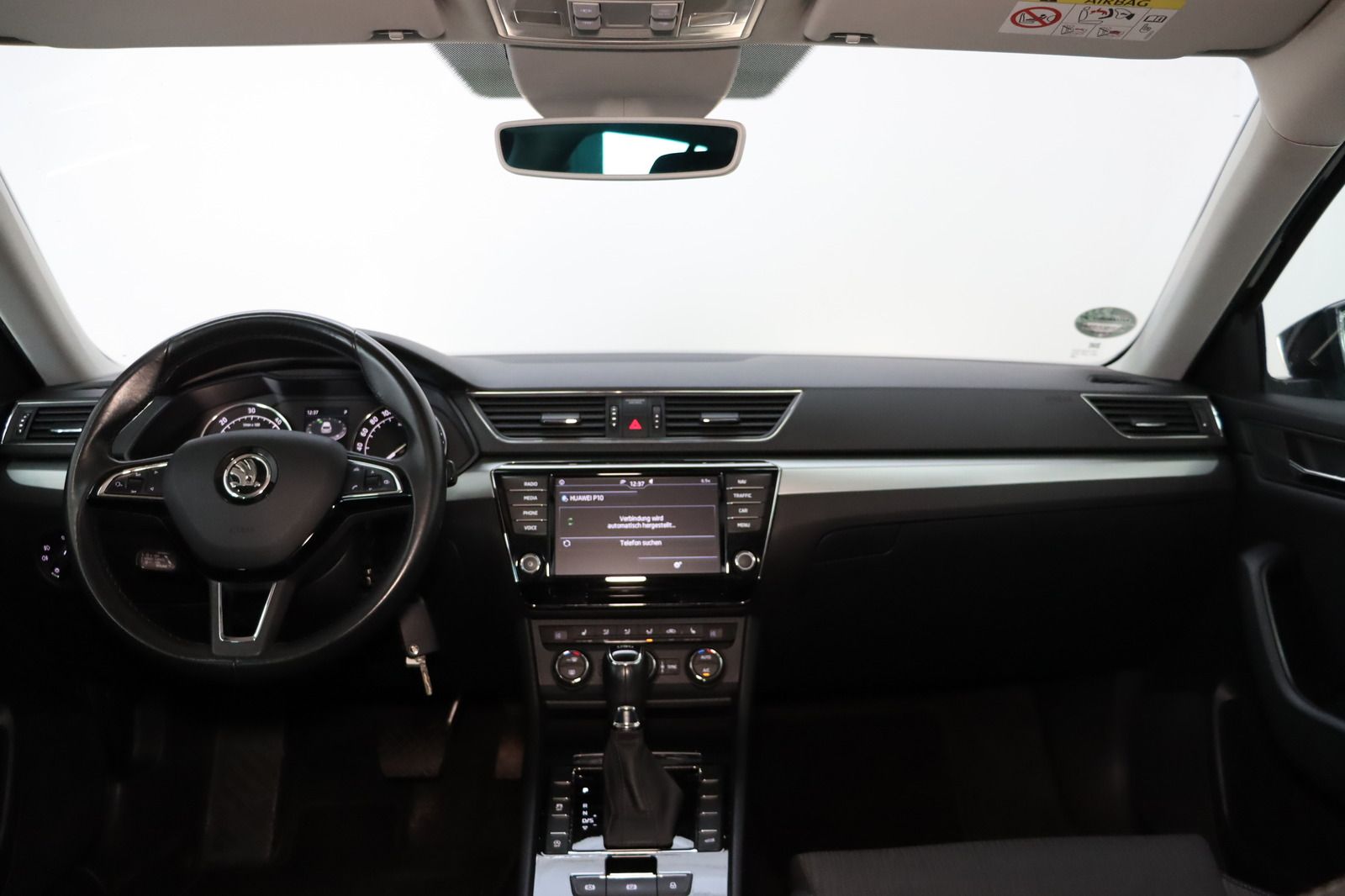 Fahrzeugabbildung SKODA Superb * Memory * PDC * Sithzg.