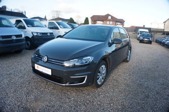 Volkswagen Golf VII Lim. e-Golf LED NAVI PDC