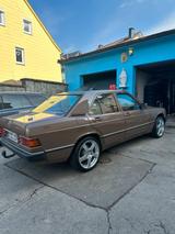 Mercedes-Benz mercedes 190D AHK H-Kennz. TÜV 8/26 8-fach... - Mercedes-Benz 190 aus 1986 mit Diesel-Antrieb