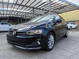 Volkswagen Polo VI Comfortline /166 - Volkswagen Polo: 16v