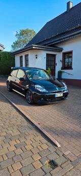 Renault Clio Renault Sport 2.0 16V 200 Renault Sport - Renault Clio: 16v Sport