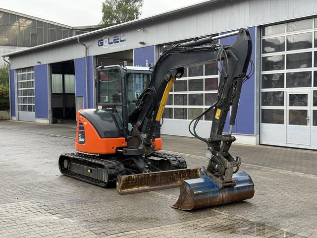 Alt producător Komatsu PC58MR-5E0 Tiltroșuator · 1.443 h