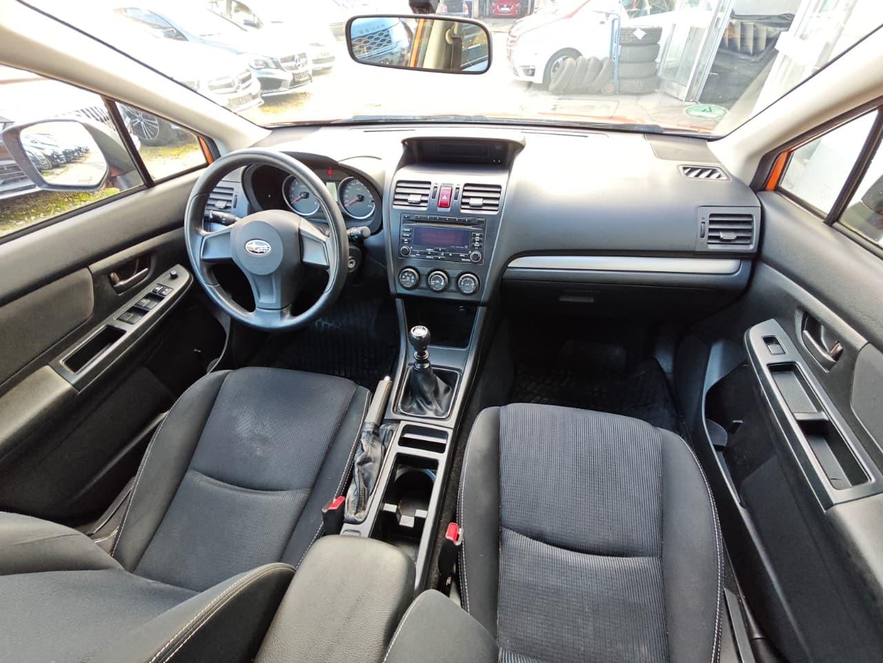 Subaru XV 2012 — photo 16