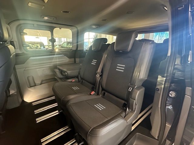 Fahrzeugabbildung Ford Tourneo Custom Bus 320 L2 Active NEUES MODELL