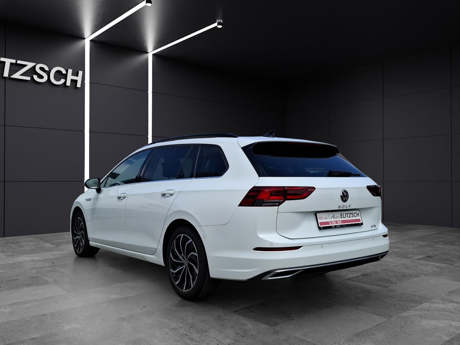 Fahrzeugabbildung Volkswagen Golf VIII Variant eTSI Stye DSG STH LED Navi AID