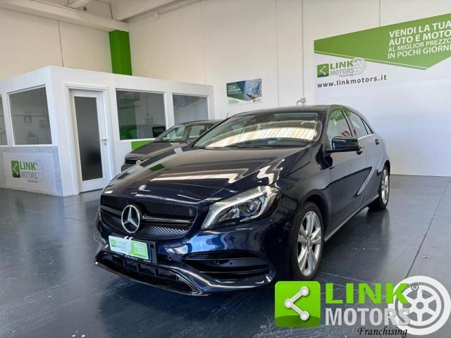 Mercedes-Benz MERCEDES-BENZ A 200 d Automatic 4Matic Sport KM 