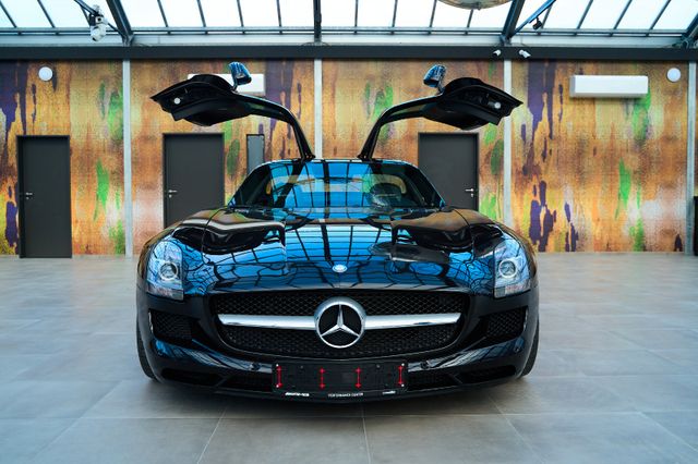 Mercedes-Benz SLS AMG Coupe/Gullwing/Recaro