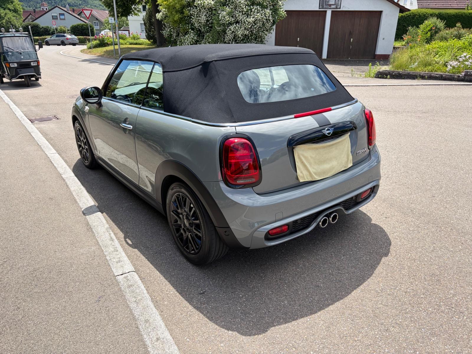 MINI Cooper S Cabrio Cooper S. Scheckheftgepflegt